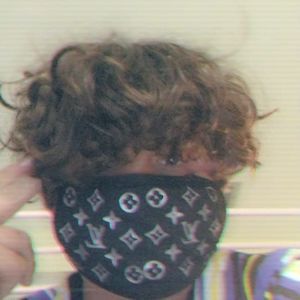 Meet your Posher, Hunter